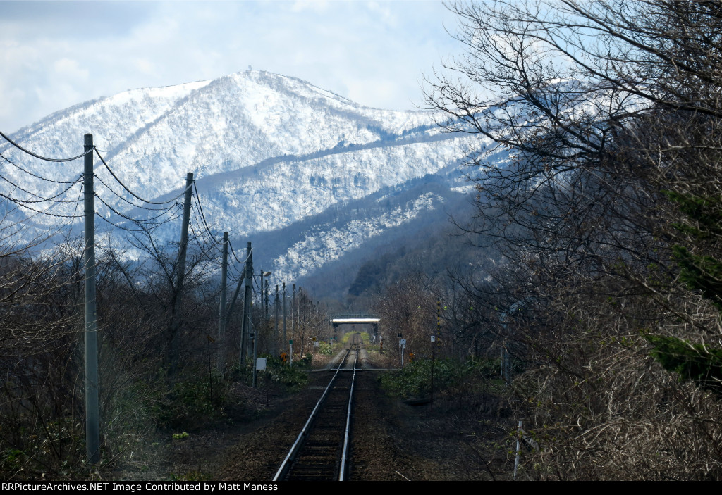 Tracks leading to Kutchan